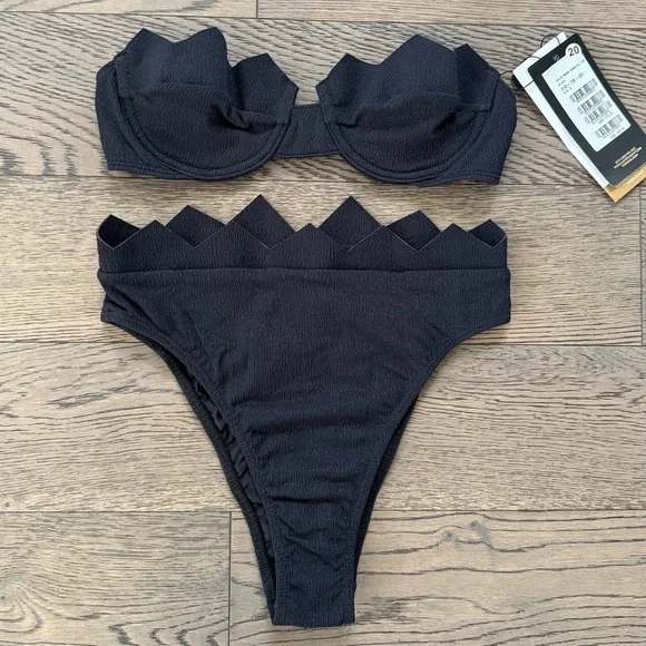 Vix Firenze Imani Bandeau and High Waisted Hot Pants Bikini - Picture 1 of 8